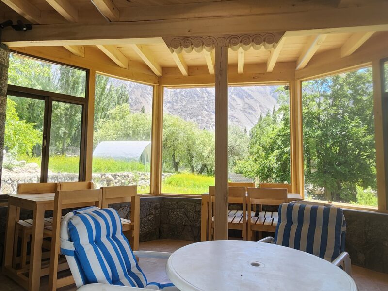 Pods with 180° views in Hunza