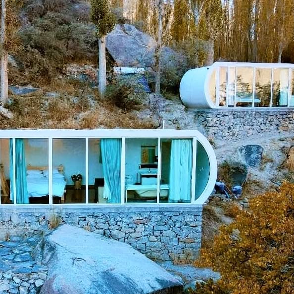 Pods with 180° views in Hunza