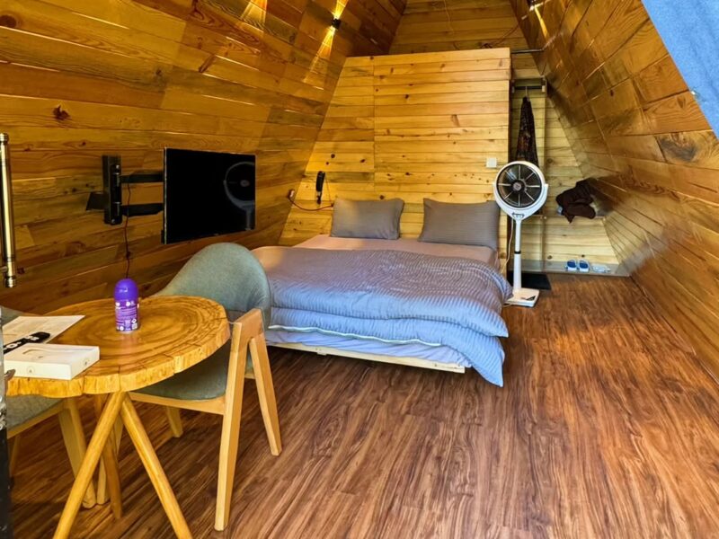 A-Frame Tree House in Patirata