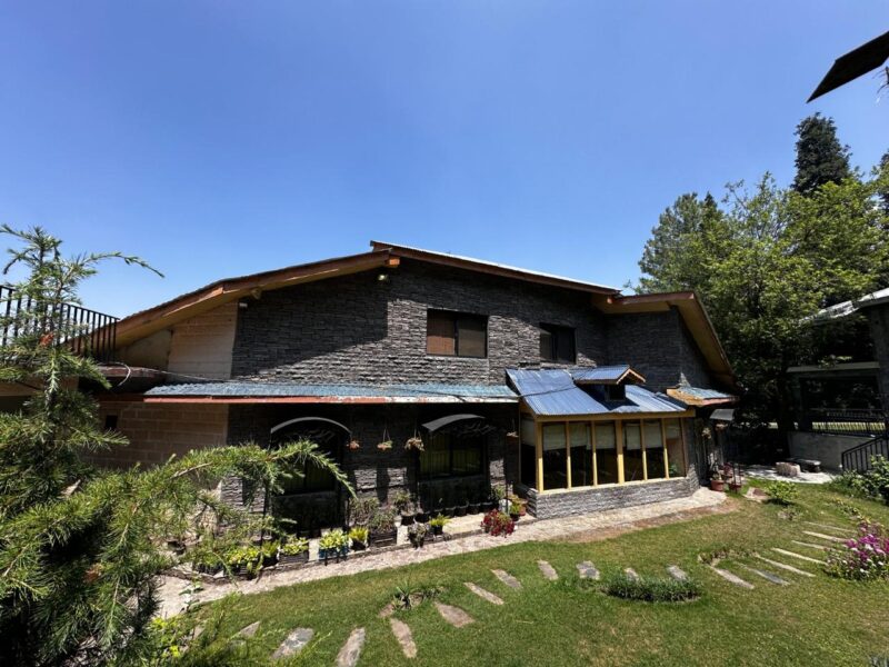 4 Bedroom Luxury Cottage in Changla Gali, Murree