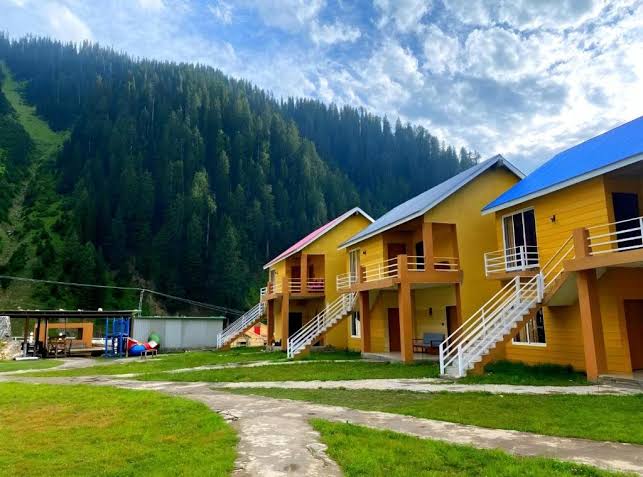 Cottages in Naran (Executive Rooms)